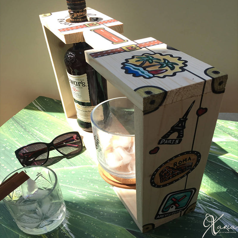 Travel Bag! Xaria’s Whiskey Holder Box