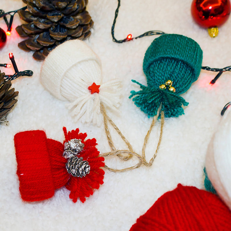 Mini Yarn Hat - set of 3